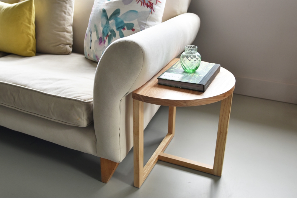 FC Kamisu Side Table Wotton LS