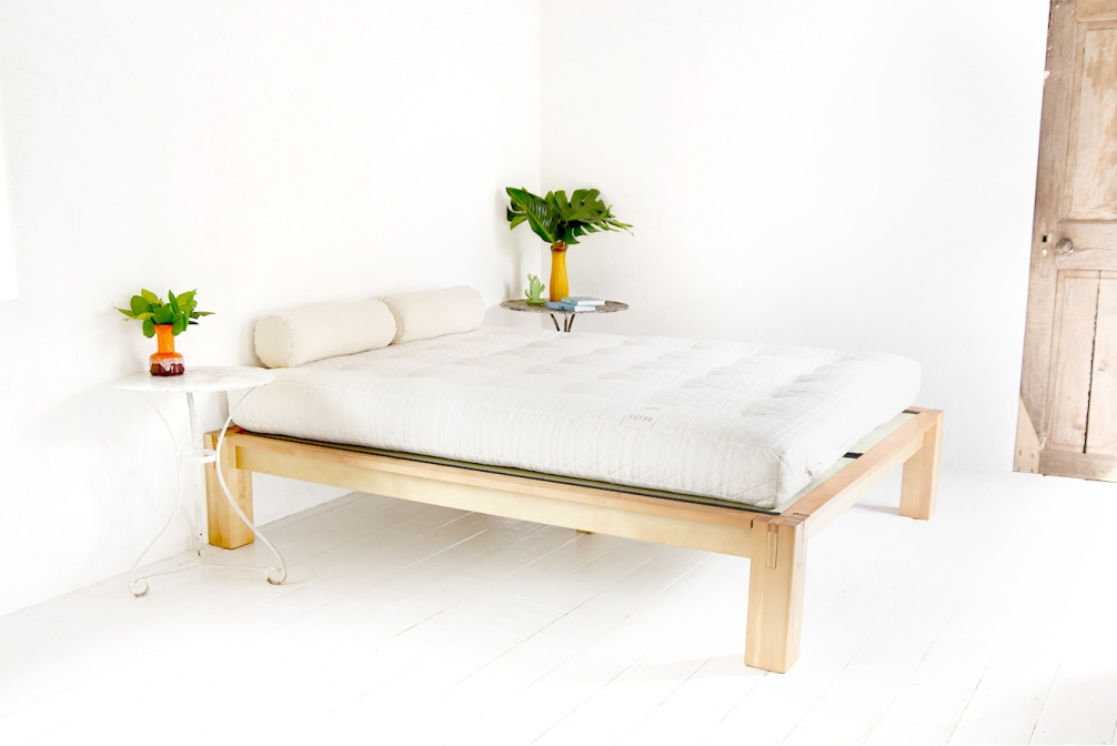 Tatami Bed