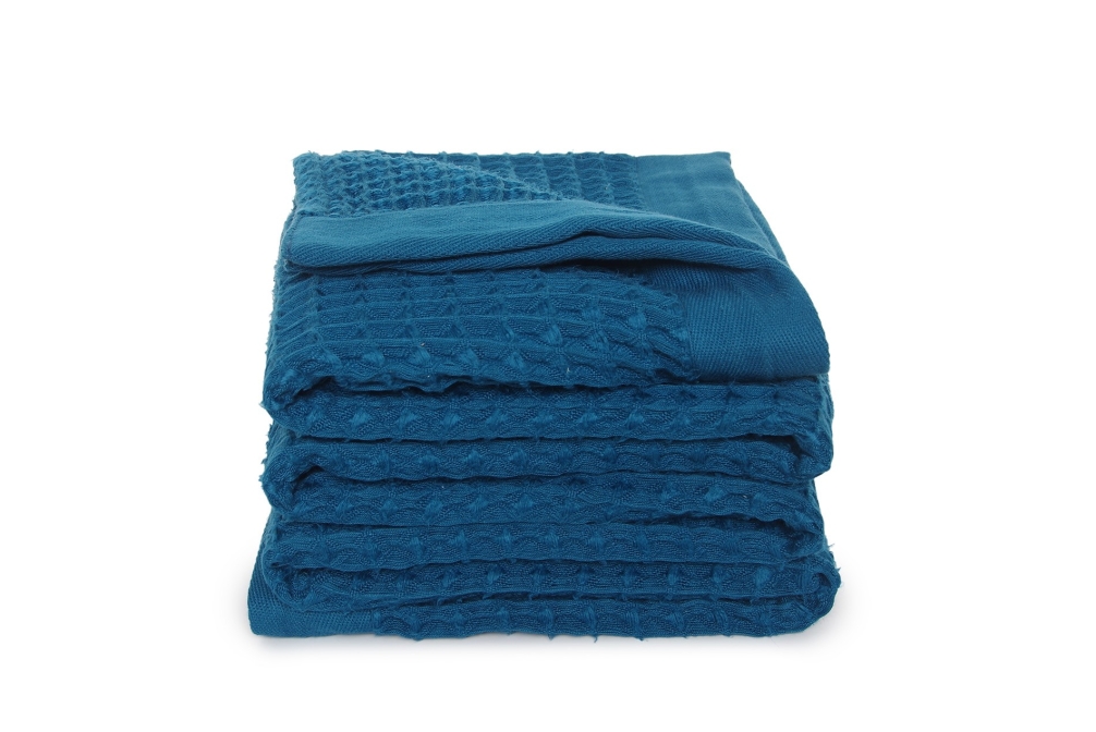 Yoku Bath Sheet (Oslo Blue)