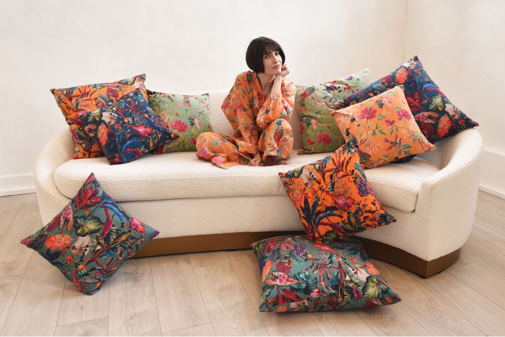 Paradise Cushions Group Rot P