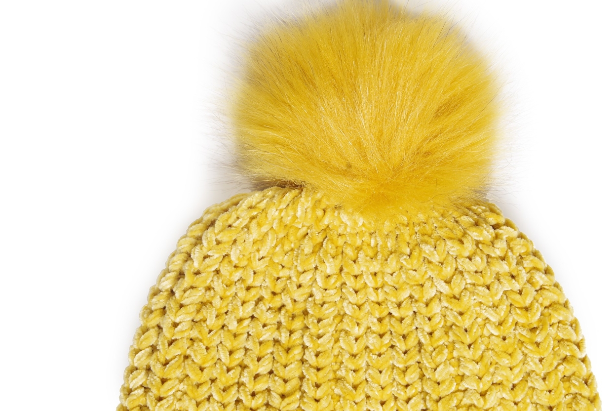 FC Chenille Bobble Hat Sauterne