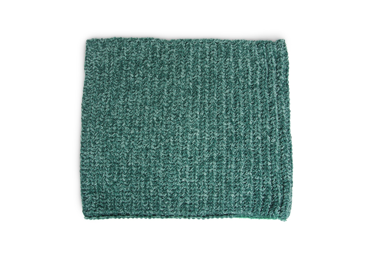 FC Chenille Scarf Fir Green