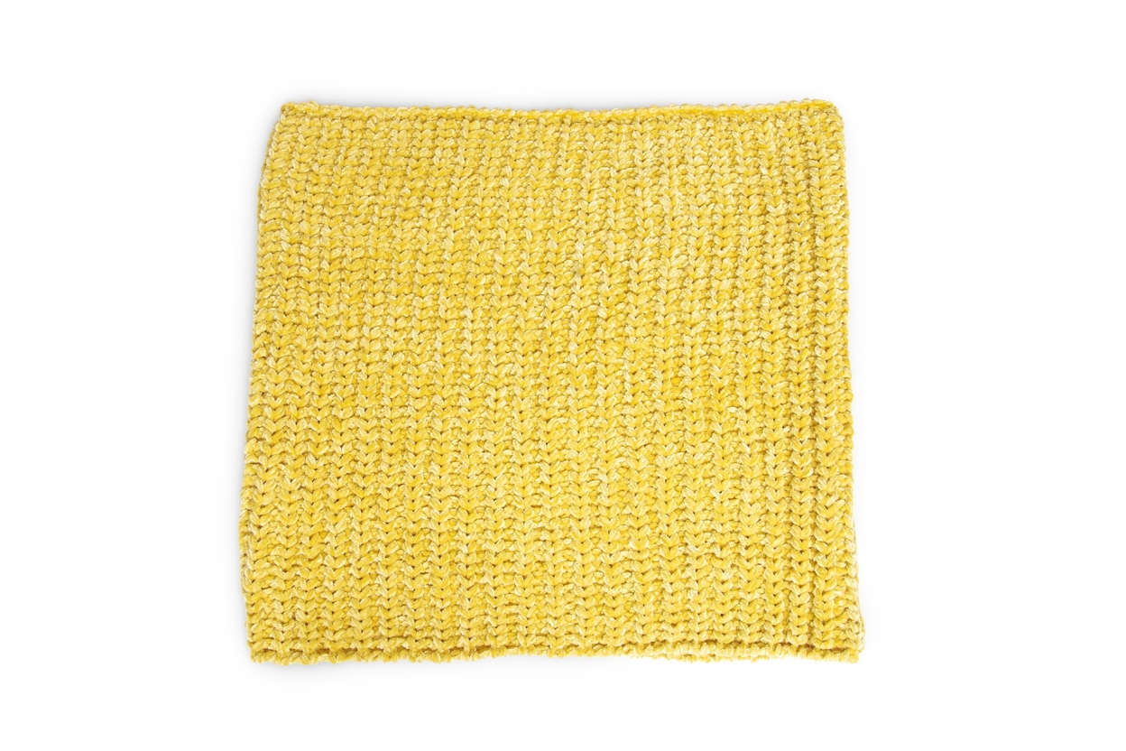 FC Chenille Scarf Sauterne