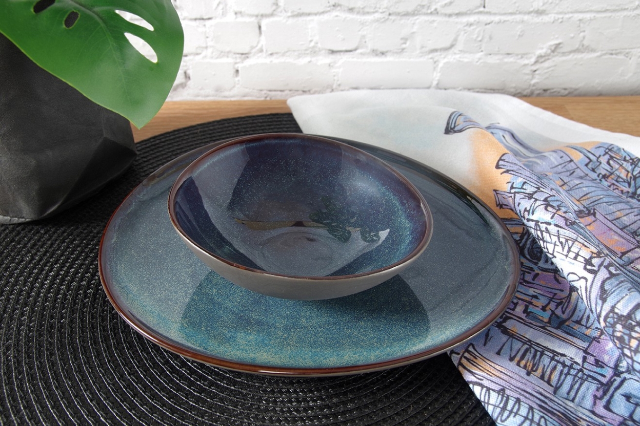 FC Dapple Glaze Avo Bowl And Plate Indigo