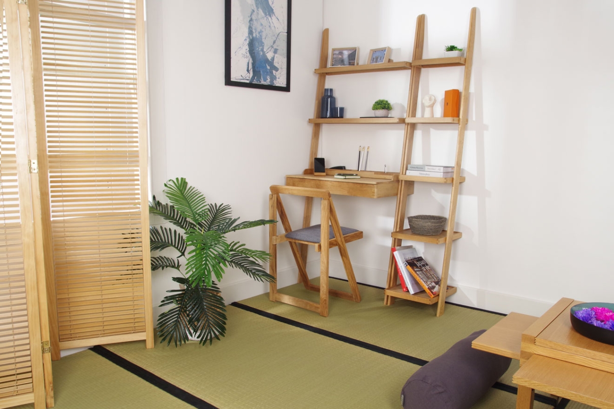 Oak Rounded Narrow Ladder Shelf