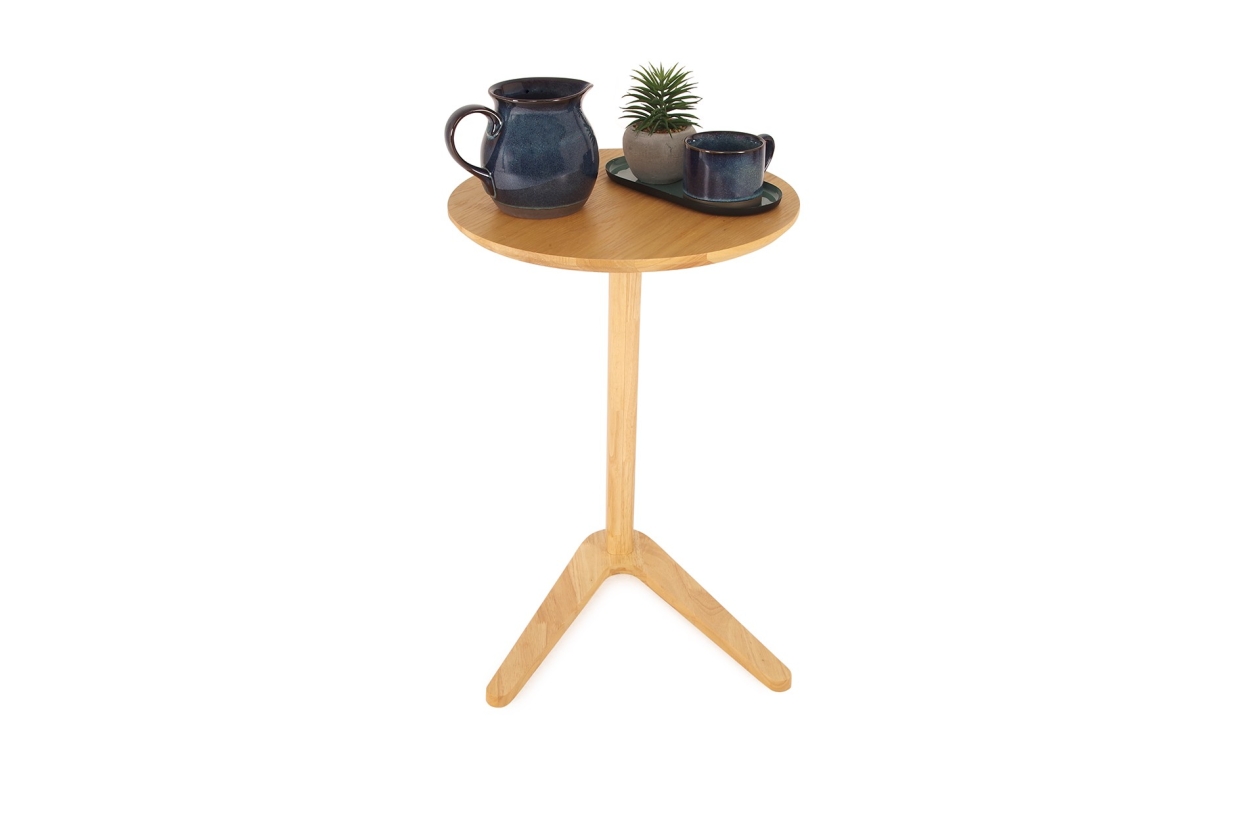 FC Vee Side Table