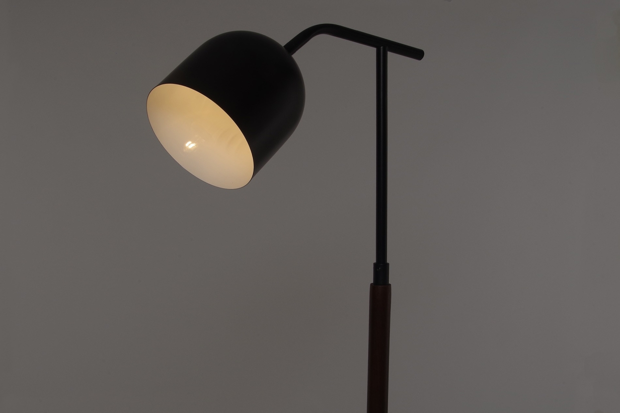 FC Beru Floor Lamp