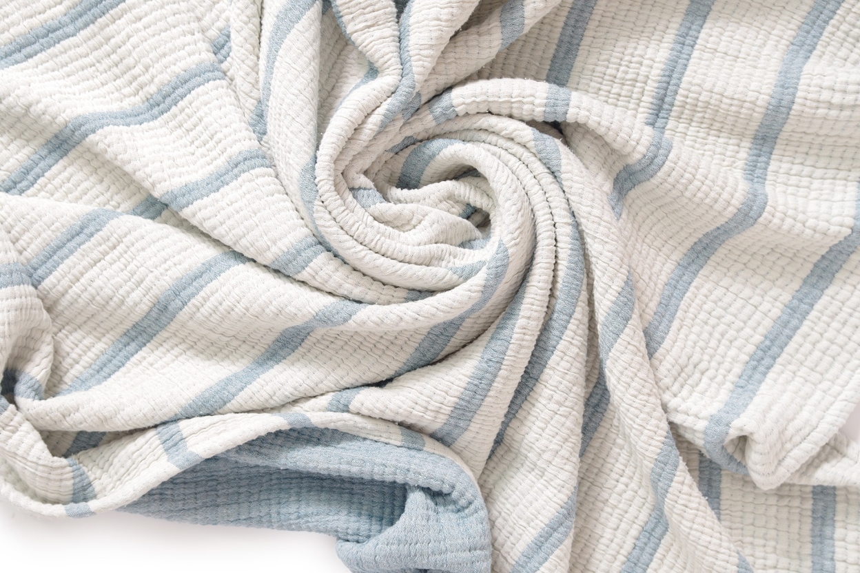 Chambray Stripes Throw (Oslo Blue)