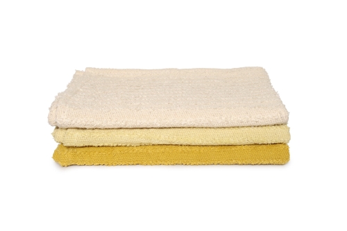 Ribbed Ombre Throw (Sauterne)